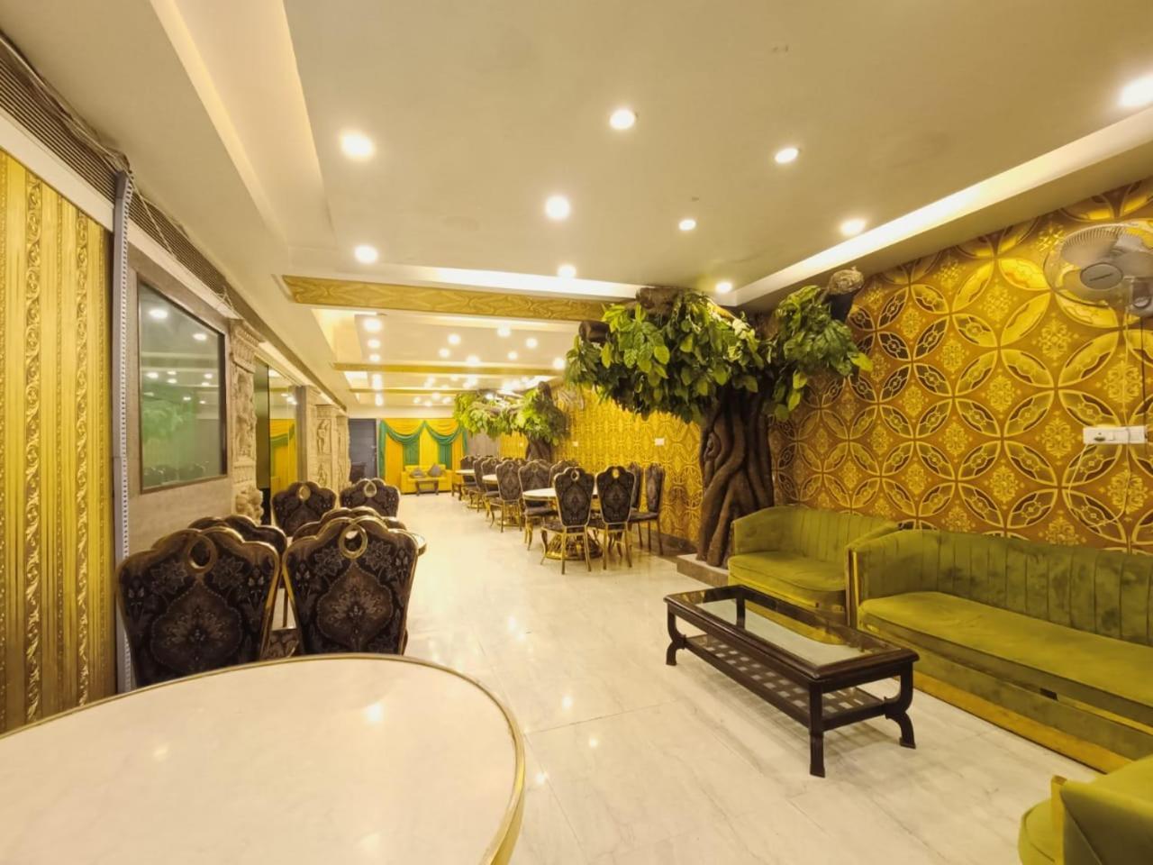 Hotel Waterfall Paschim Vihar Delhi Exterior photo